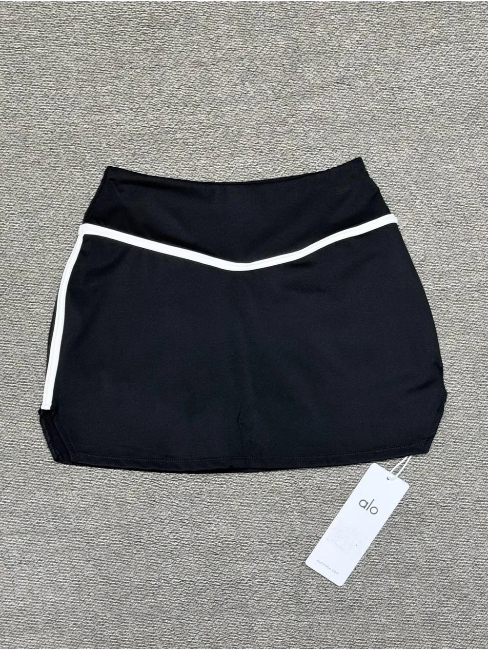 Alo Black Athletic Skirt with White Trim